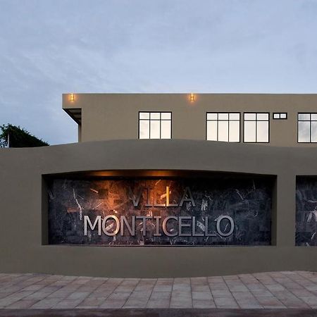 Villa Monticello Boutique Hotel Accra Exterior photo